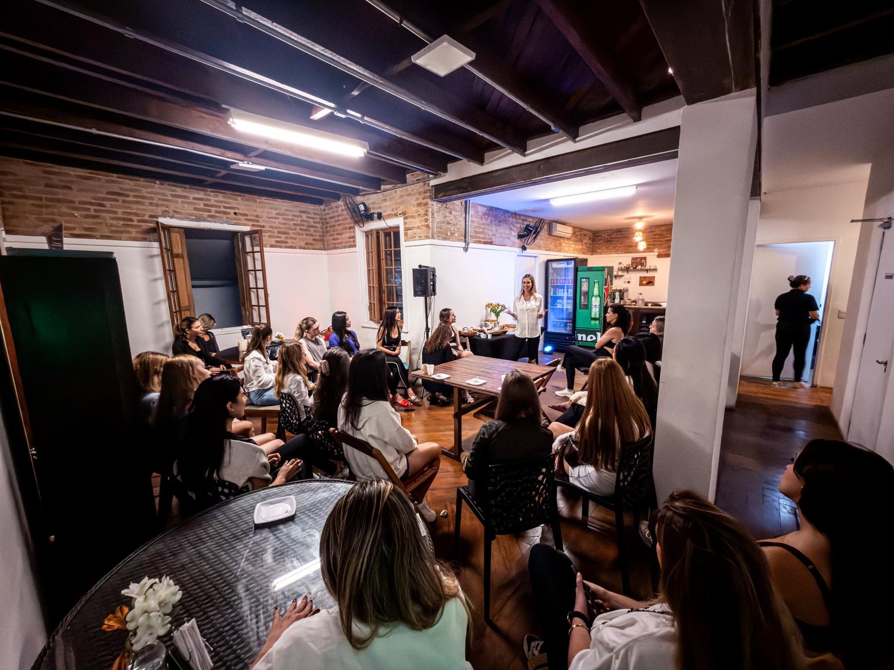 Encontro da comunidade AI House Brasil em São Paulo