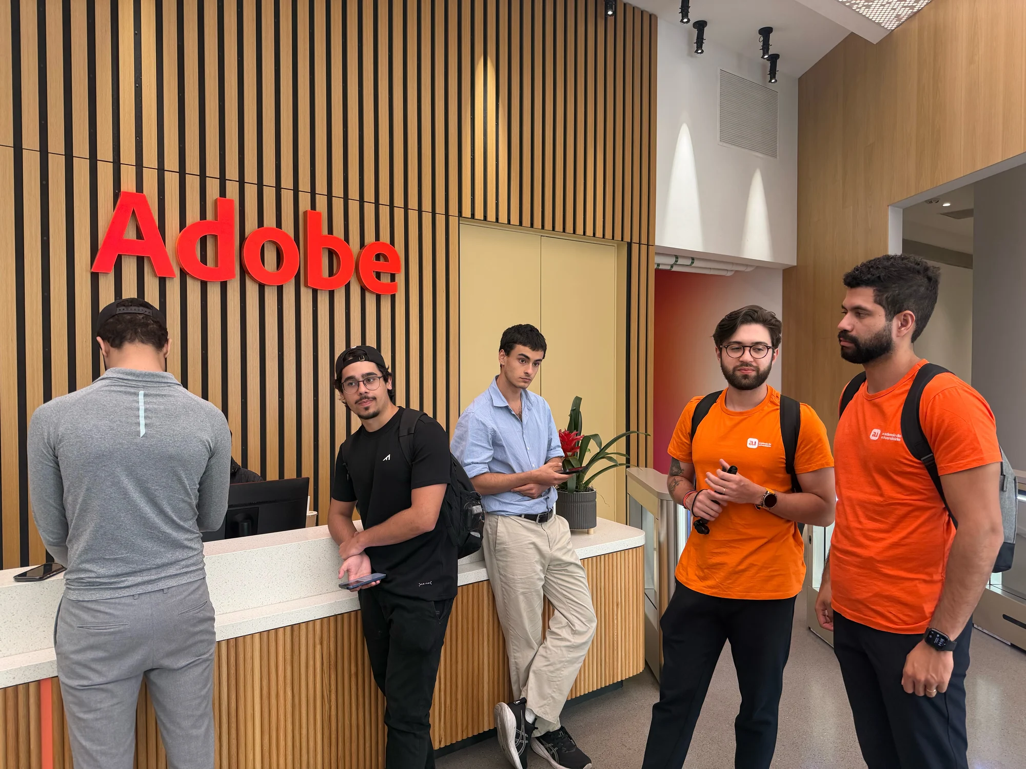 Registro 32 da visita à Adobe em San Jose