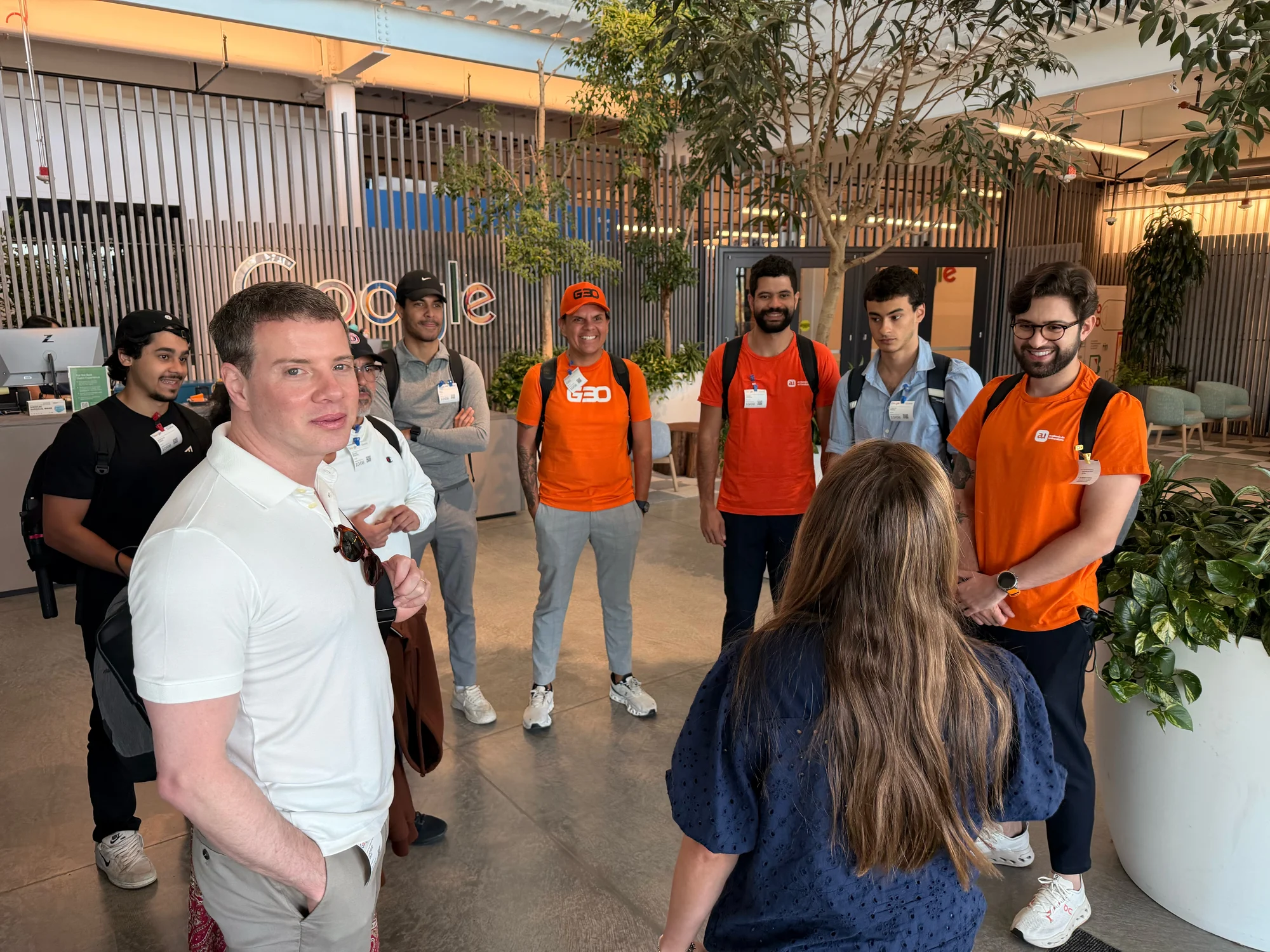 Registro 6 da visita ao Google em Bay View, Mountain View
