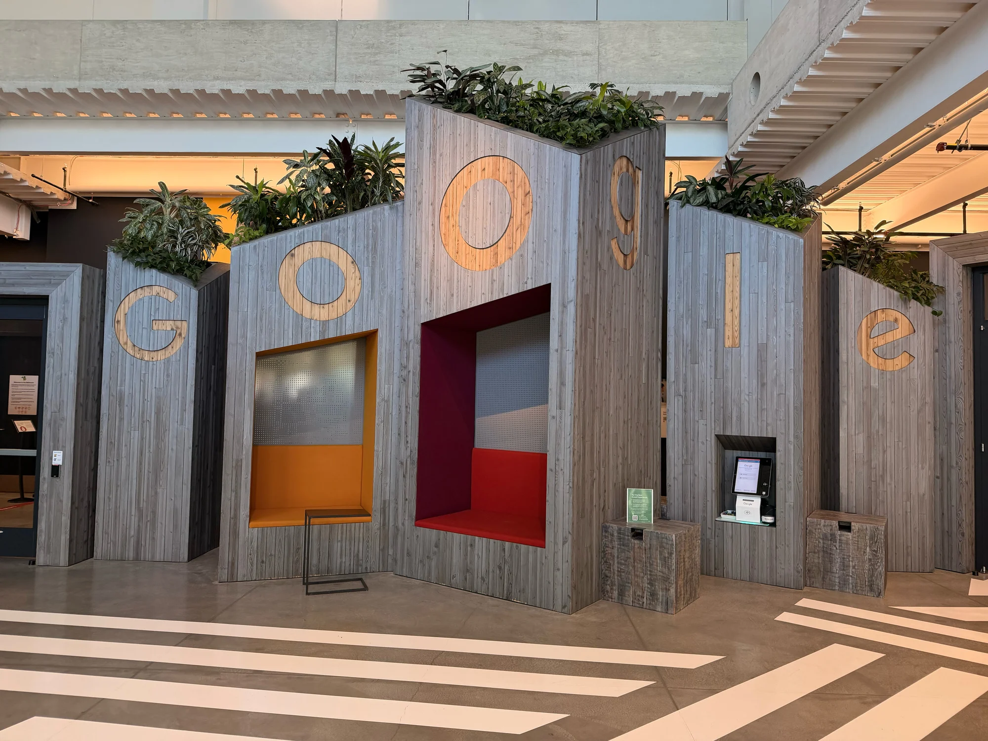 Registro 29 da visita ao Google em Bay View, Mountain View