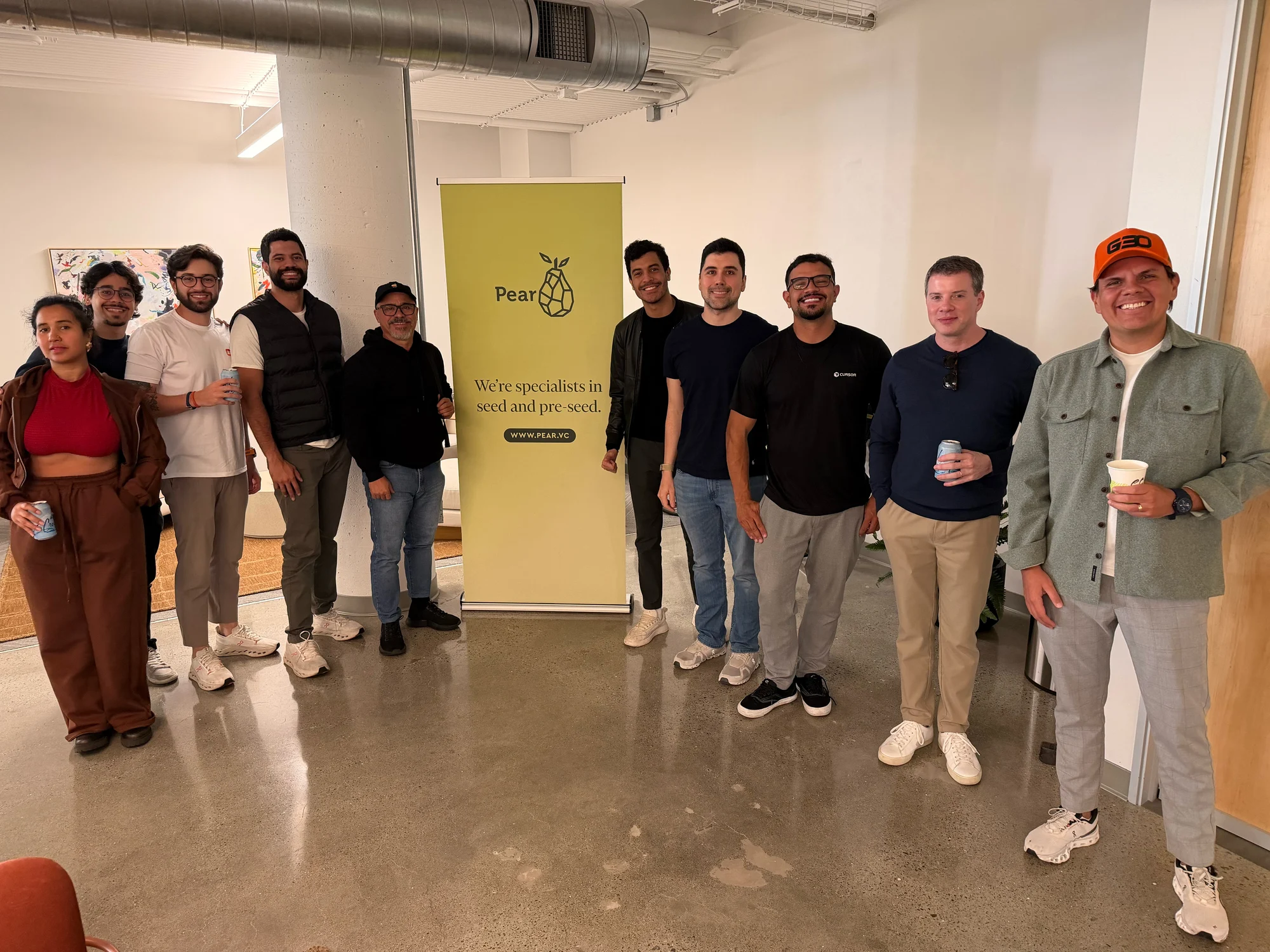 Registro 11 da visita à Hexagon e ao Milo na Pear VC em Pear VC, San Francisco