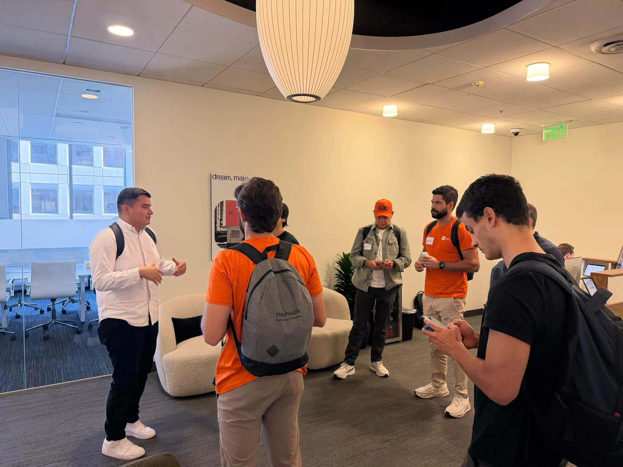 Registro 4 da visita à Replit em Foster City