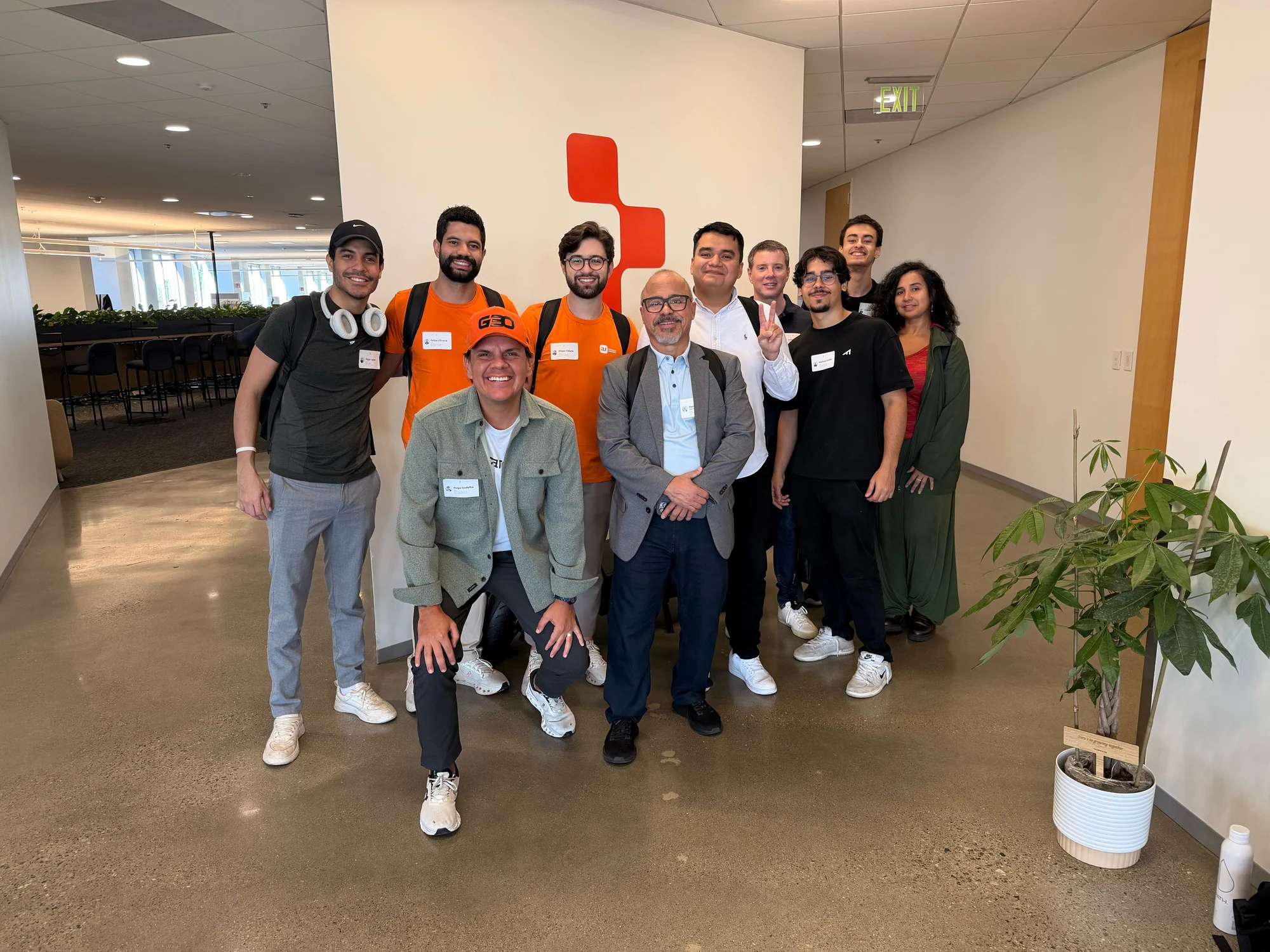 Registro 24 da visita à Replit em Foster City